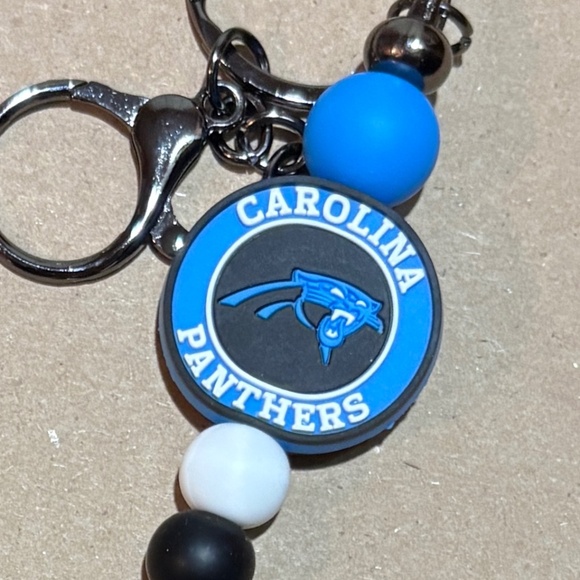 Silicone Bead Keychain - Carolina Panthers - Picture 2 of 2